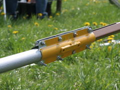 Die Haltmichzusammenschelle